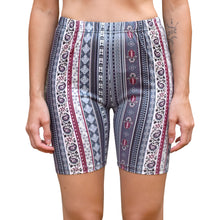 Load image into Gallery viewer, Bermuda Short - Indigo Paisley