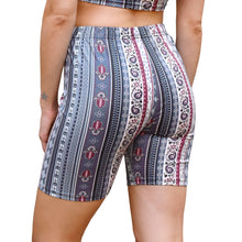 Load image into Gallery viewer, Bermuda Short - Indigo Paisley