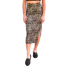 Load image into Gallery viewer, Fitted Midi Skirt - Leopard
