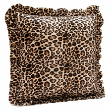 Load image into Gallery viewer, Ruffle Pillow Cover Set - Leopard
