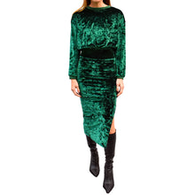 Load image into Gallery viewer, Velvet Crewneck Top - Emerald Green
