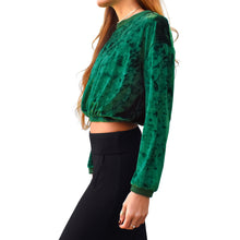 Load image into Gallery viewer, Velvet Crewneck Top - Emerald Green
