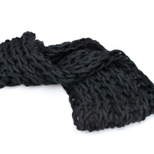 Load image into Gallery viewer, Chunky Knit Infinity Scarf - Black
