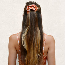 Load image into Gallery viewer, Oversized Printed &amp; Solid Scrunchies - Floral
