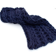 Load image into Gallery viewer, Chunky Knit Infinity Scarf - Navy
