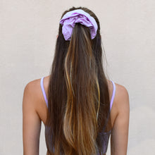 Load image into Gallery viewer, Oversized Printed &amp; Solid Scrunchies - Floral
